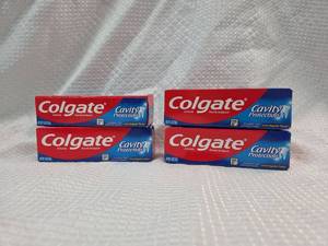 lot 888 image: Colgate Cavity Protection Toothpaste 4-Pack