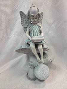 lot 908 image: Garden Fairy on Mushroom Statue