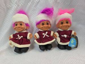 lot 910 image: Russian Travel Troll Dolls in Holiday Outfits