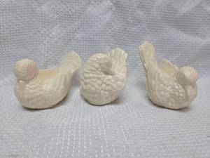 lot 948 image: White Ceramic Bird Figurines Set of 3