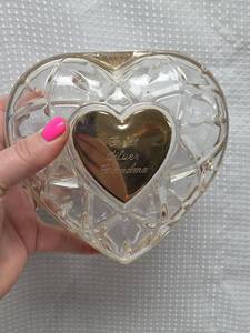 lot 987 image: Crystal Heart Jewelry Box with Gold Trim
