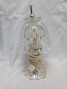 lot 992 image: Crystal Cut Glass Table Lamp