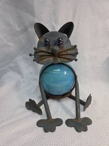 lot 1740 image: Metal Cat Garden Ornament with Blue Glass Ball