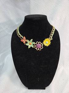 lot 1742 image: Colorfu Lia Sophial Garden Statement Necklace
