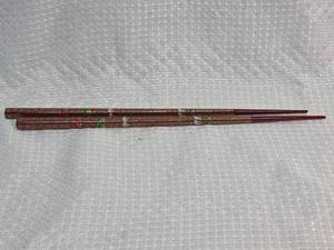 lot 1747 image: Japanese Decorated Wooden Chopsticks