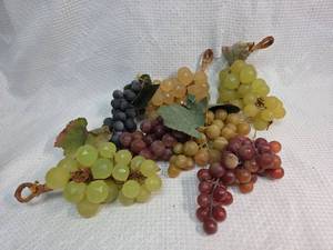 lot 1761 image: Decorative Multi-Color Beaded Grape Clusters