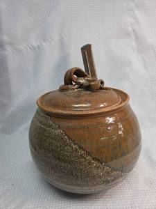 lot 1762 image: Unique Pottery Dish with Ladel and Lid