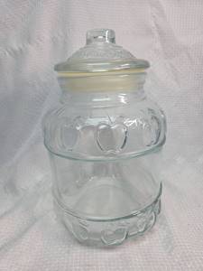 lot 1770 image: Clear Glass Apple Pattern Cookie Jar