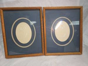 lot 1772 image: Limited Edition Daisy Prints Set of 2
