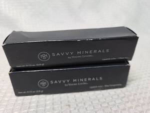 lot 1844 image: Savvy Minerals Lipstick Set - I Dare You & Miss Congeniality