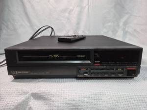 lot 1879 image: Emerson VCR755 VHS Player with Remote