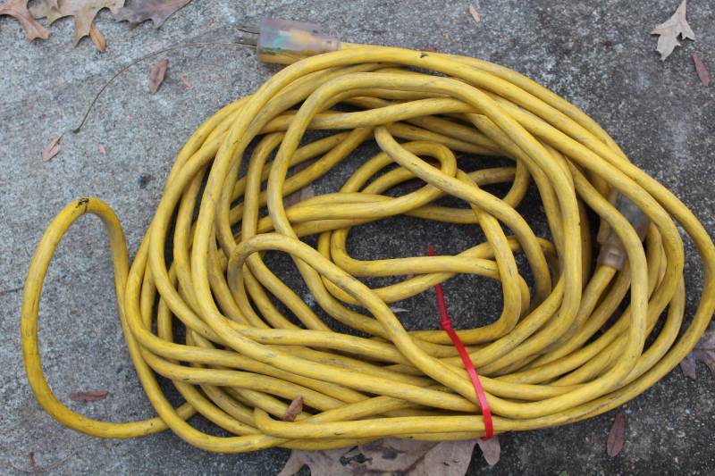 lot 2037 image: Extension Cord