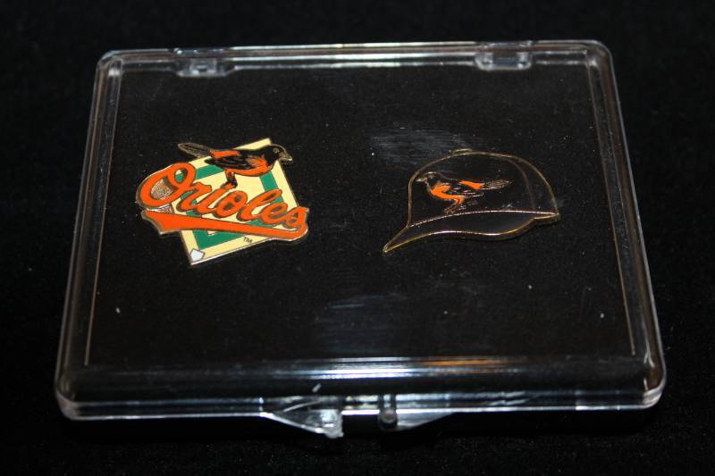 lot 2062 image: Orioles Pin Set