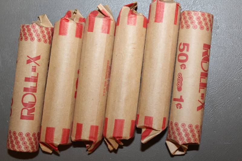 lot 2098 image: Lot of 300 Copper Pennies----1982 Or OLDER