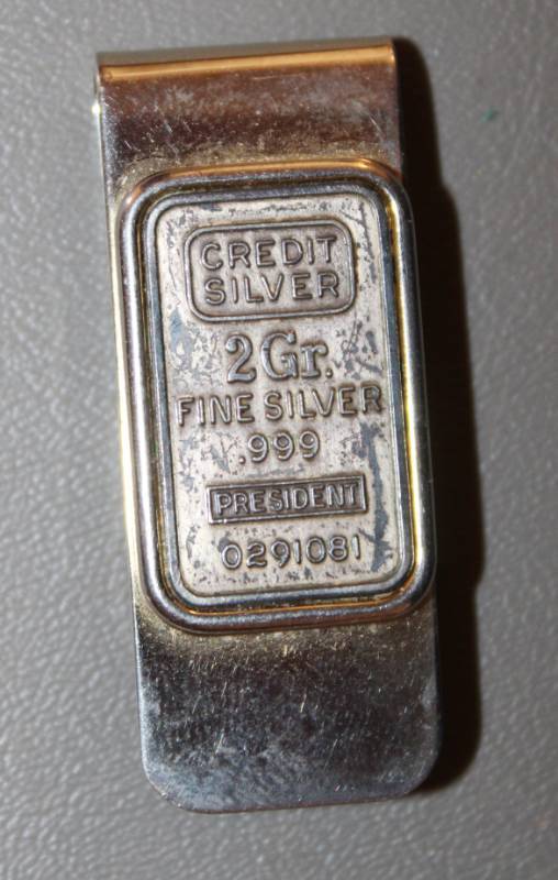 lot 2133 image: Money Clip