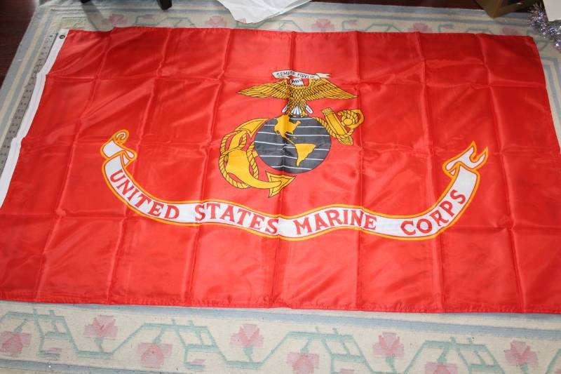 lot 1909 image: United States Marine Corps Flag - Approximately 3ft x 5ft