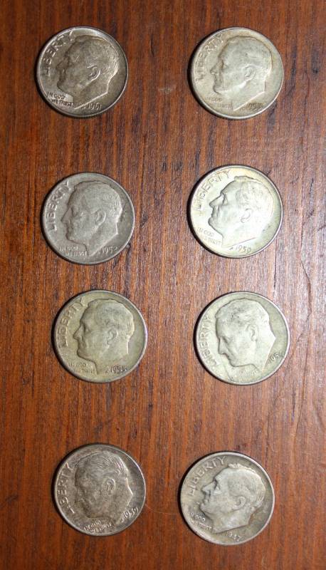 lot 1948 image: Eight Roosevelt Silver Dimes - 90% Silver