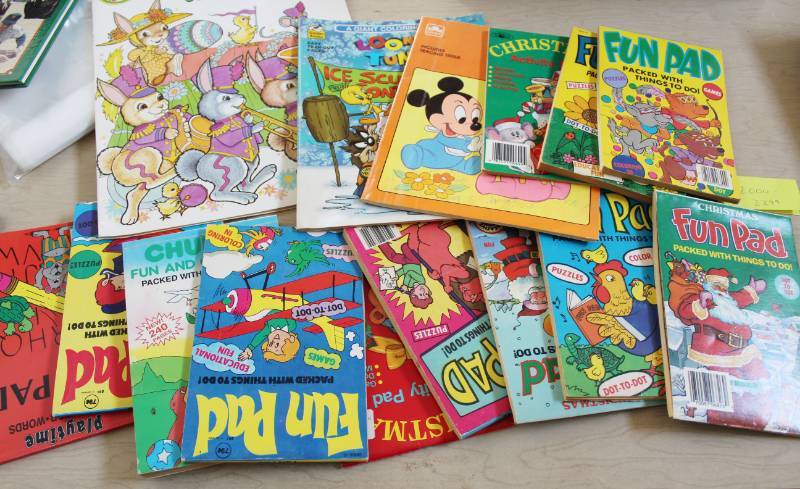 lot 1978 image: 12 KIDS Fun Pads And Coloring Books