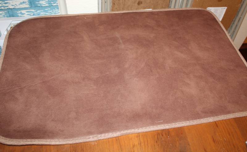 lot 2155 image: Floor Mat 19 x 31-----Brown
