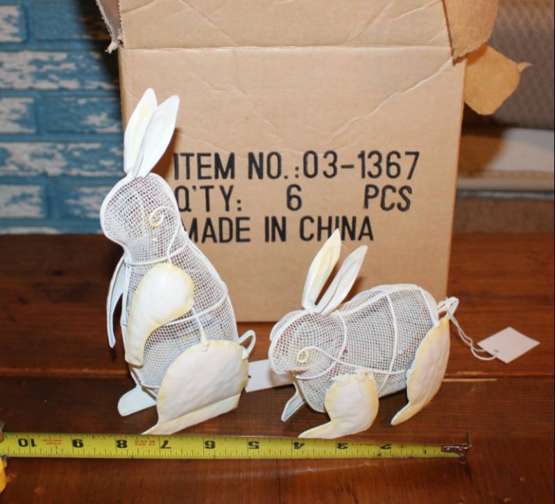 lot 2160 image: Lot of 6 Pieces of Rabbit Dcor - cute