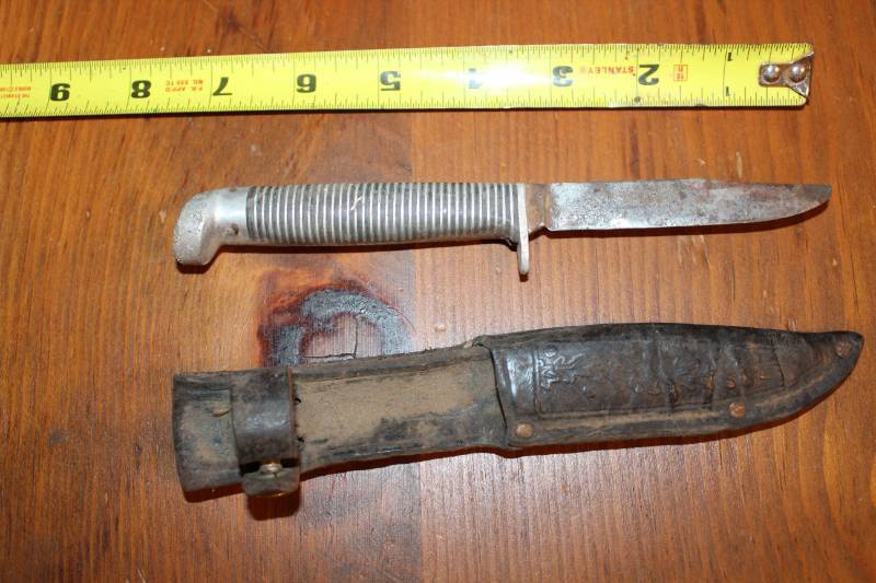lot 2171 image: Knife
