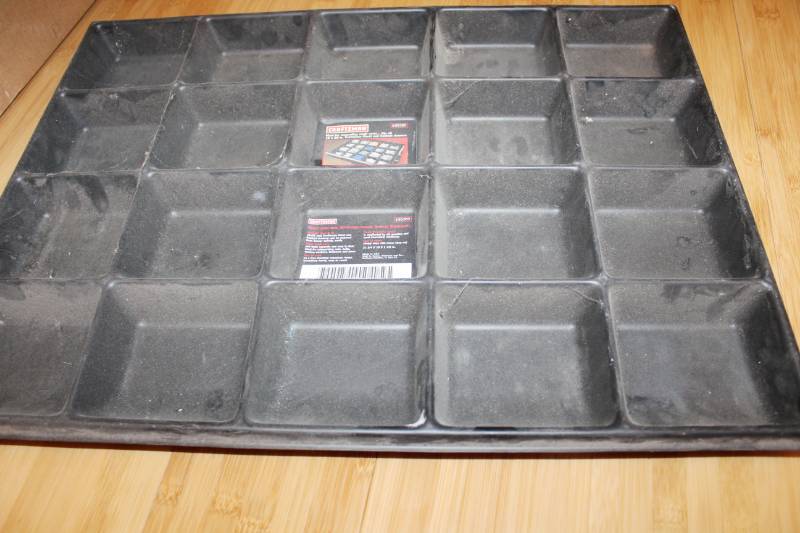 lot 1094 image: Craftsman Drawer Organizer