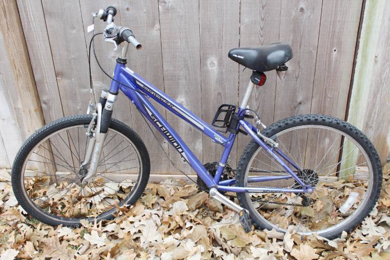 lot 1338 image: Schwinn Sidewinder Bike