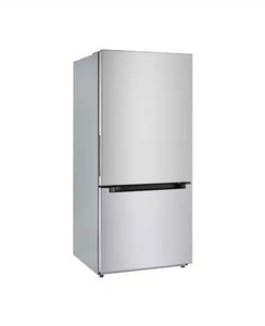 lot 4642018 image: Vissani30 in. 18.7 cu. ft. Bottom Freezer Refrigerator in Fingerprint Resistant Stainless Steel, Garage Ready DAMAGED (See Pictures and Description) - Retail $969