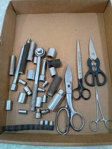 lot 19 image: Mixed Socket Set with Scissors