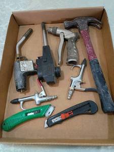 lot 20 image: Mixed Air Tools and Hand Tools Lot
