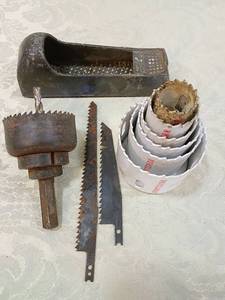 lot 22 image: Craftsman Wood Plane and Hole Saw Set