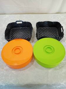lot 38 image: Tupperware Round Containers with Black Insert Trays