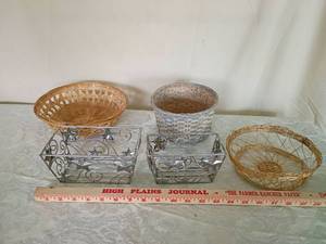 lot 68 image: Decorative Basket and Metal Stand Collection