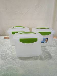 lot 94 image: Sterilite Storage Containers with Green Handles