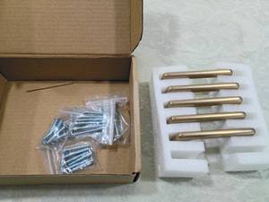 lot 136 image: Modern Gold Cabinet Pull Handles Set of 5