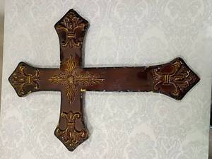 lot 140 image: Decorative Brown Wall Cross with Gold Accents