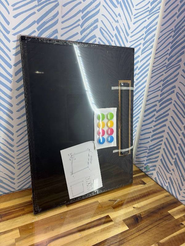 lot 391462 image: Blackboard
