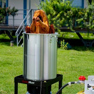 lot 4649086 image: outermust30 qt. Turkey Fryer and Burner Set Turkey Deep Fryer 50,000 BTU - Retail $69