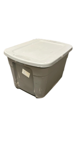 lot 4649129 image: Large Gray Storage Container with Lid - Retail $8