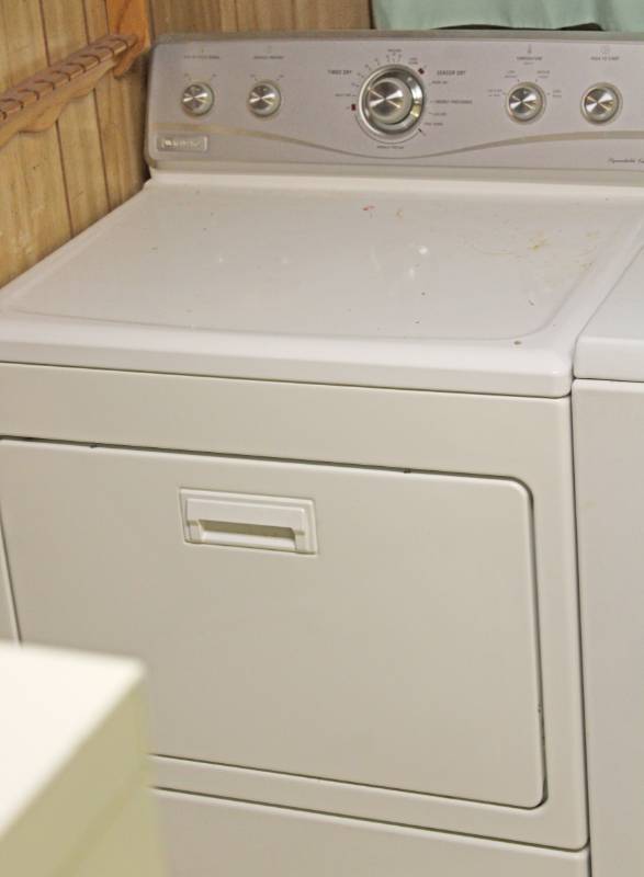 lot 1559 image: Maytag Dryer Gas