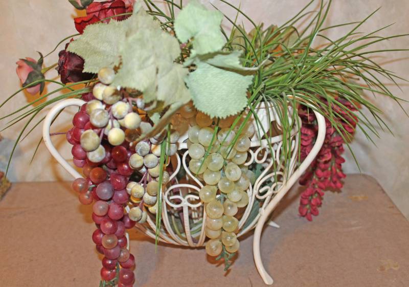 lot 1568 image: Flower and Grape Arrangement Decor in Metal Basket