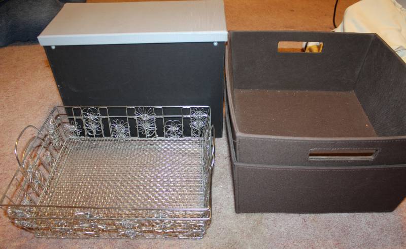 lot 1609 image: Assorted Storage and Organizers - Great for Getting Organized