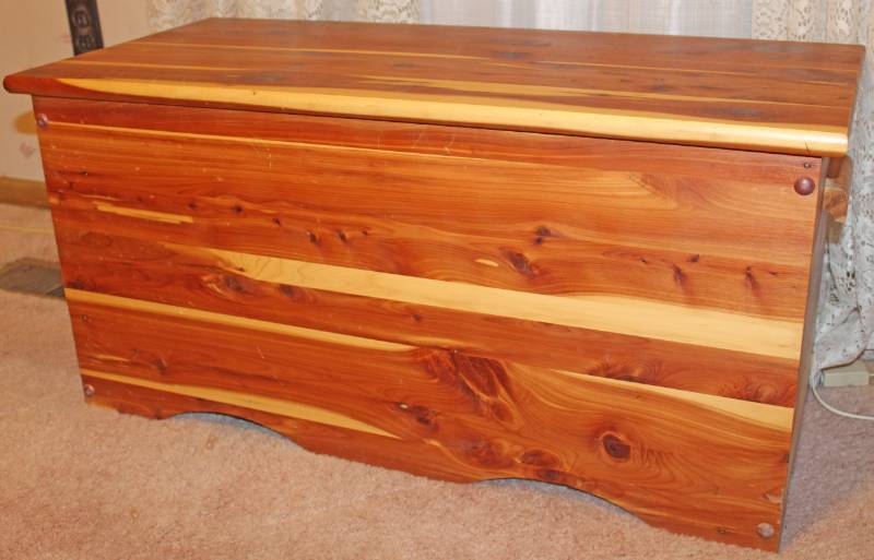 lot 1618 image: Cedar Chest Approximately 31 Inches Long - Great for Storage