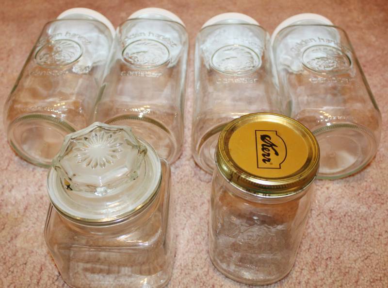 lot 1648 image: Four Golden Harvest Canning Jars, 2 Canning Jars - No Cracks or Chips