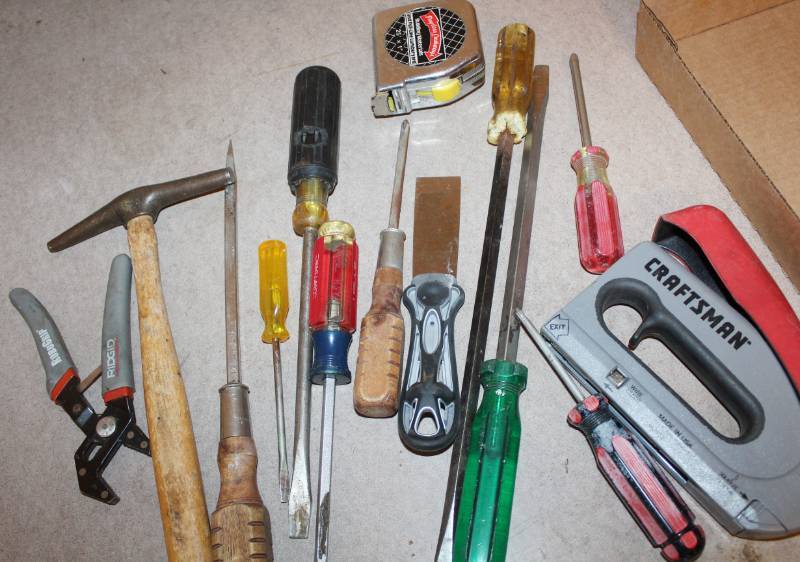 lot 1583 image: Misc Tools Approximately 14 Pieces