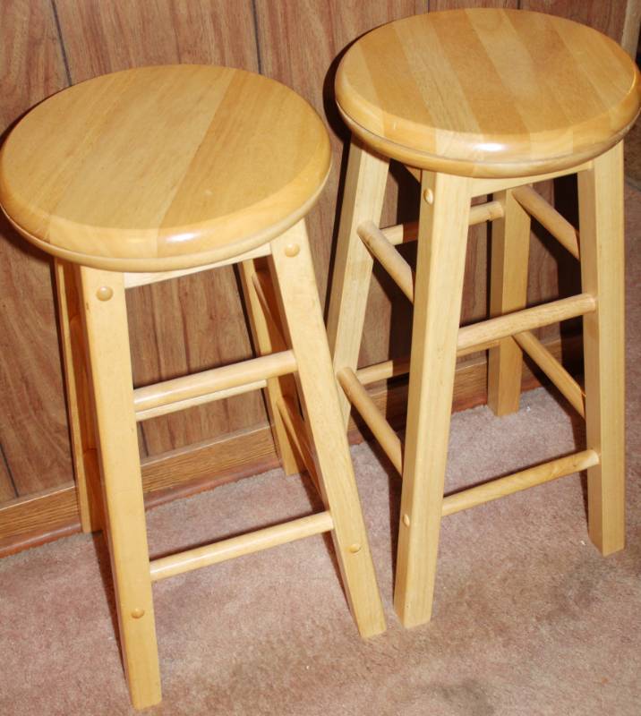 lot 1587 image: Two Wooden Bar Stools - Swivel