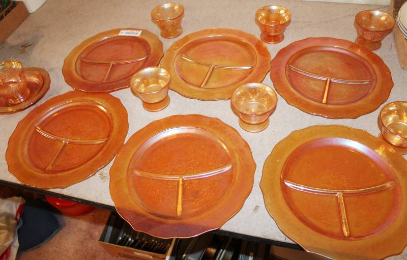 lot 1726 image: Set Of Glass Dishes - 6 plates, 6 cups, 1 saucer set )