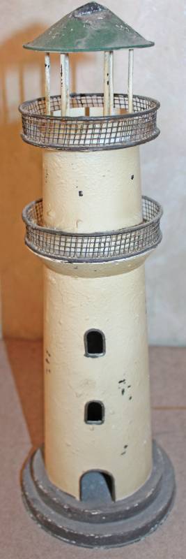 lot 1728 image: Lighthouse Decor Piece