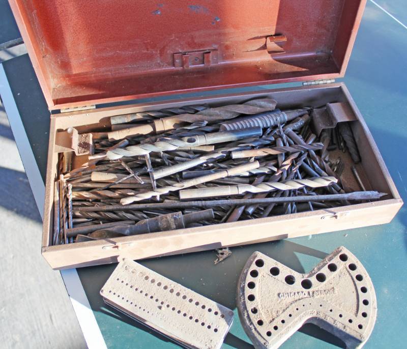 lot 1683 image: Large Assortment of Drill Bits