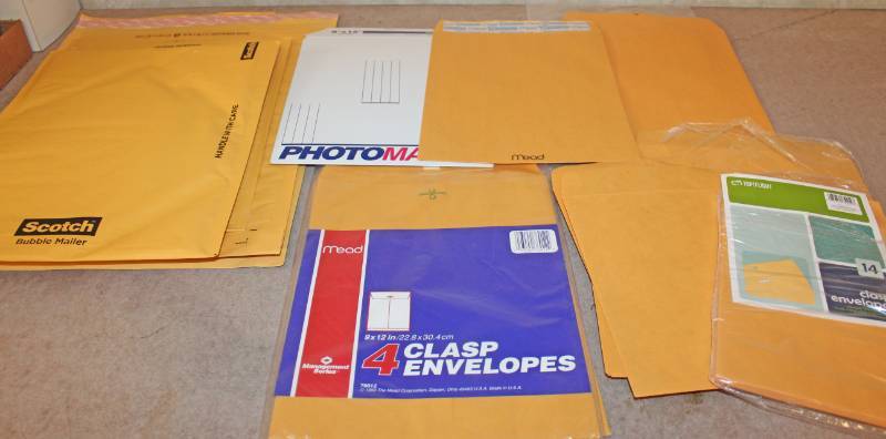 lot 1737 image: Misc. Mailing Envelopes - Approximately 40
